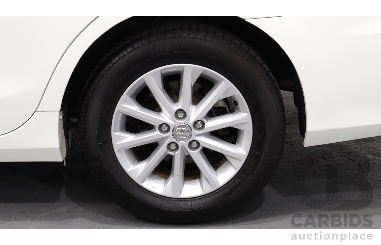 5/2015 Toyota Camry Altise ASV50R MY15 4d Sedan White 2.5L