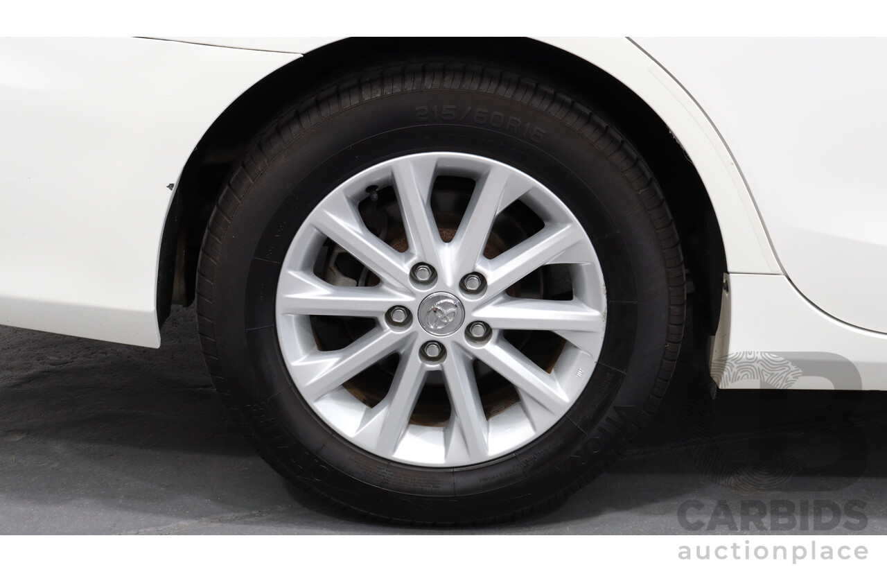 5/2015 Toyota Camry Altise ASV50R MY15 4d Sedan White 2.5L