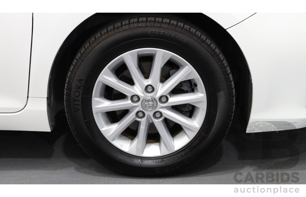 5/2015 Toyota Camry Altise ASV50R MY15 4d Sedan White 2.5L