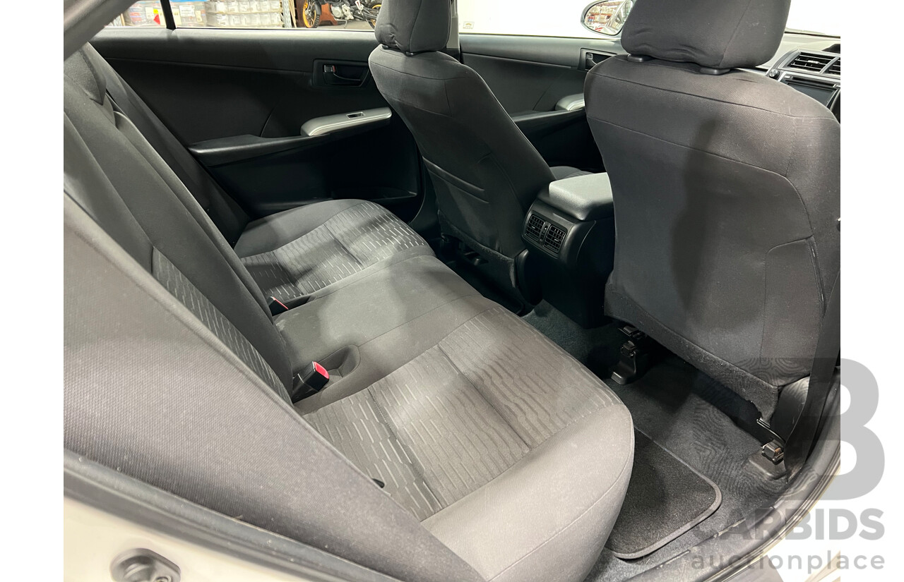 5/2015 Toyota Camry Altise ASV50R MY15 4d Sedan White 2.5L