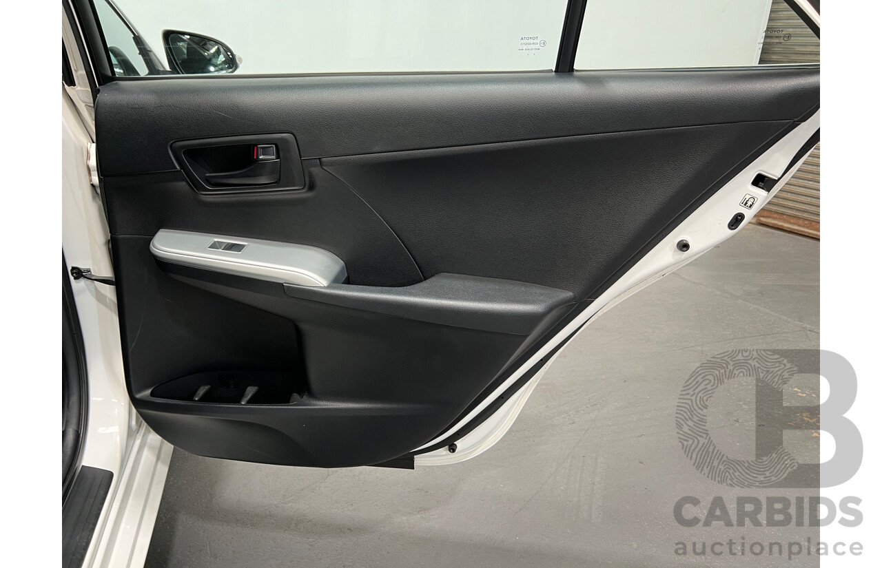 5/2015 Toyota Camry Altise ASV50R MY15 4d Sedan White 2.5L