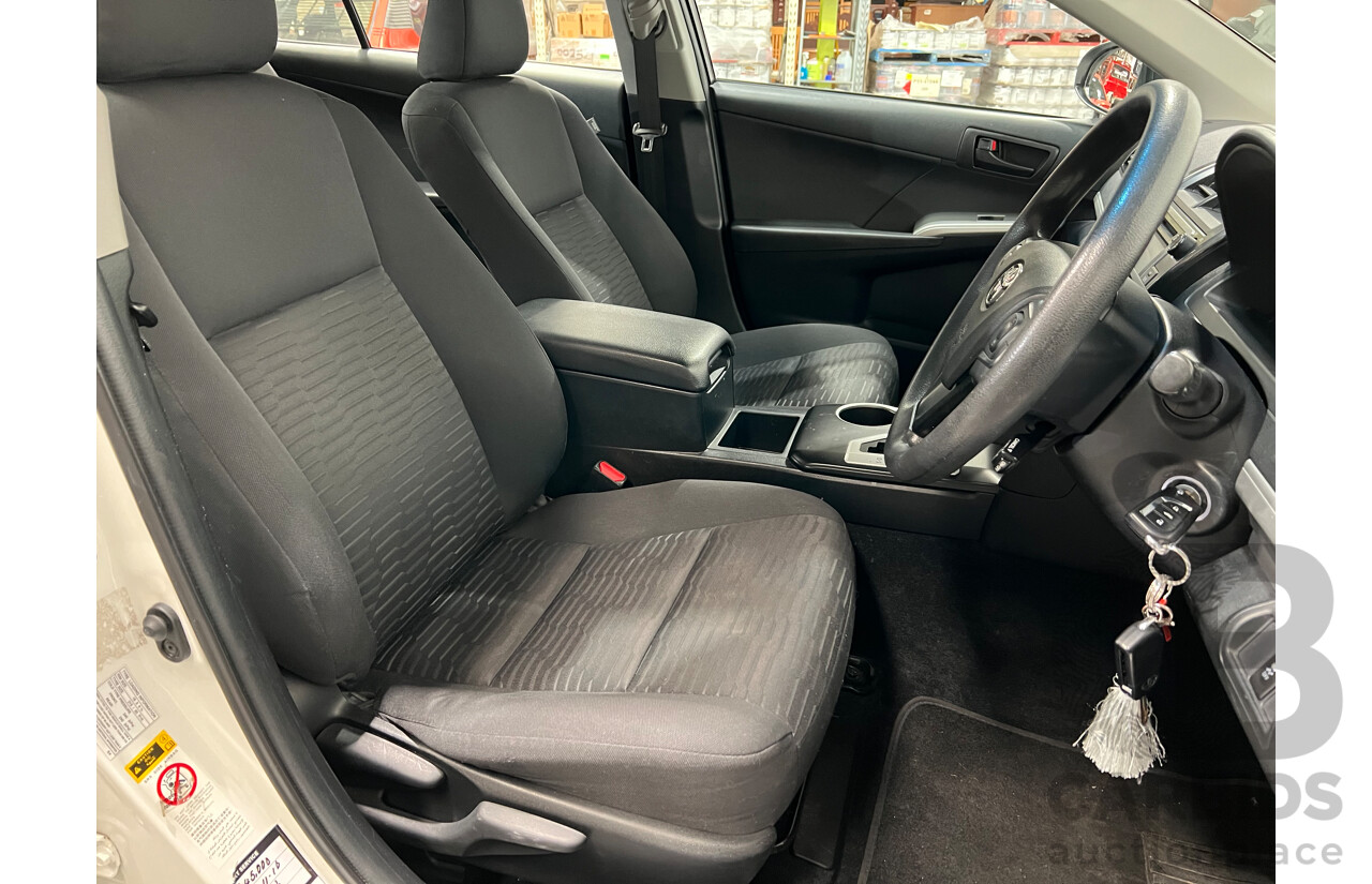 5/2015 Toyota Camry Altise ASV50R MY15 4d Sedan White 2.5L