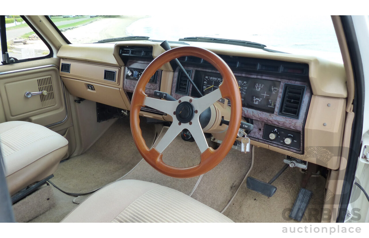 11/1985 Ford F100 XLT LWB Utility White 5.8L 351ci V8 - Rare 5 Seat B100 Style Conversion