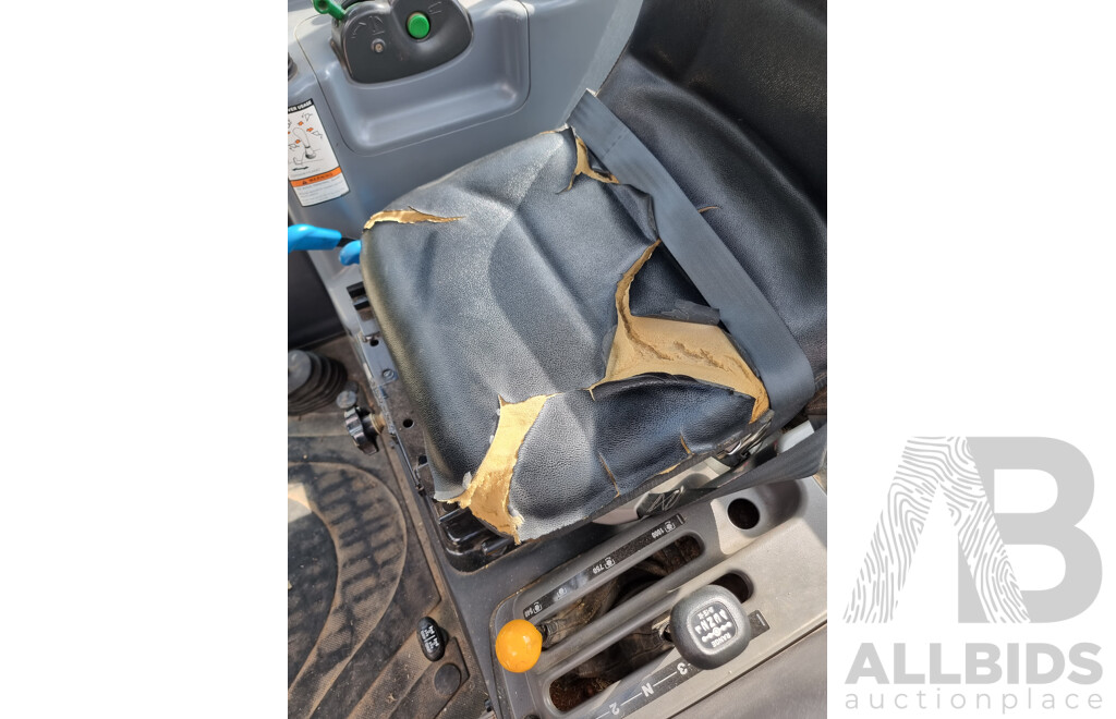 2013 Case IH Farmall 60B Tractor