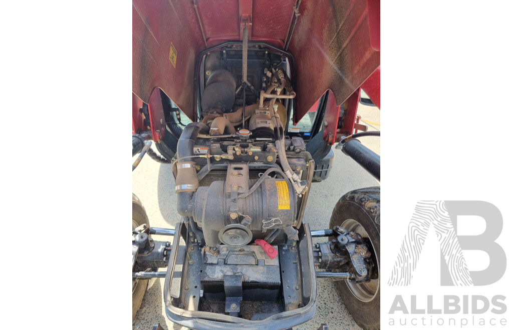 2013 Case IH Farmall 60B Tractor