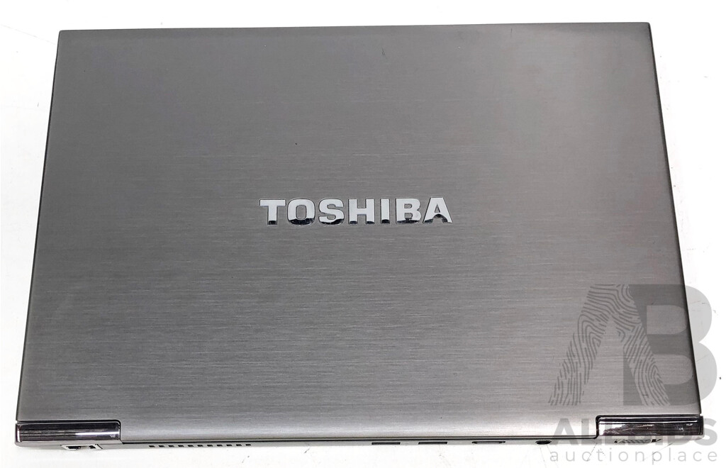 Toshiba Portege Z930 Intel Core i5 (3427U) 1.80GHz-2.80GHz 2-Core CPU 13-Inch Laptop