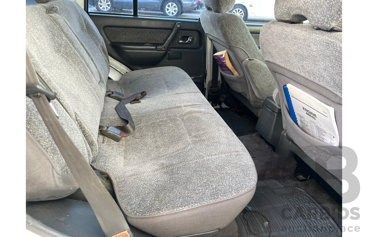 11/1994 Mitsubishi Pajero GLS LWB (4x4) NJ 4d Wagon White 2.8L