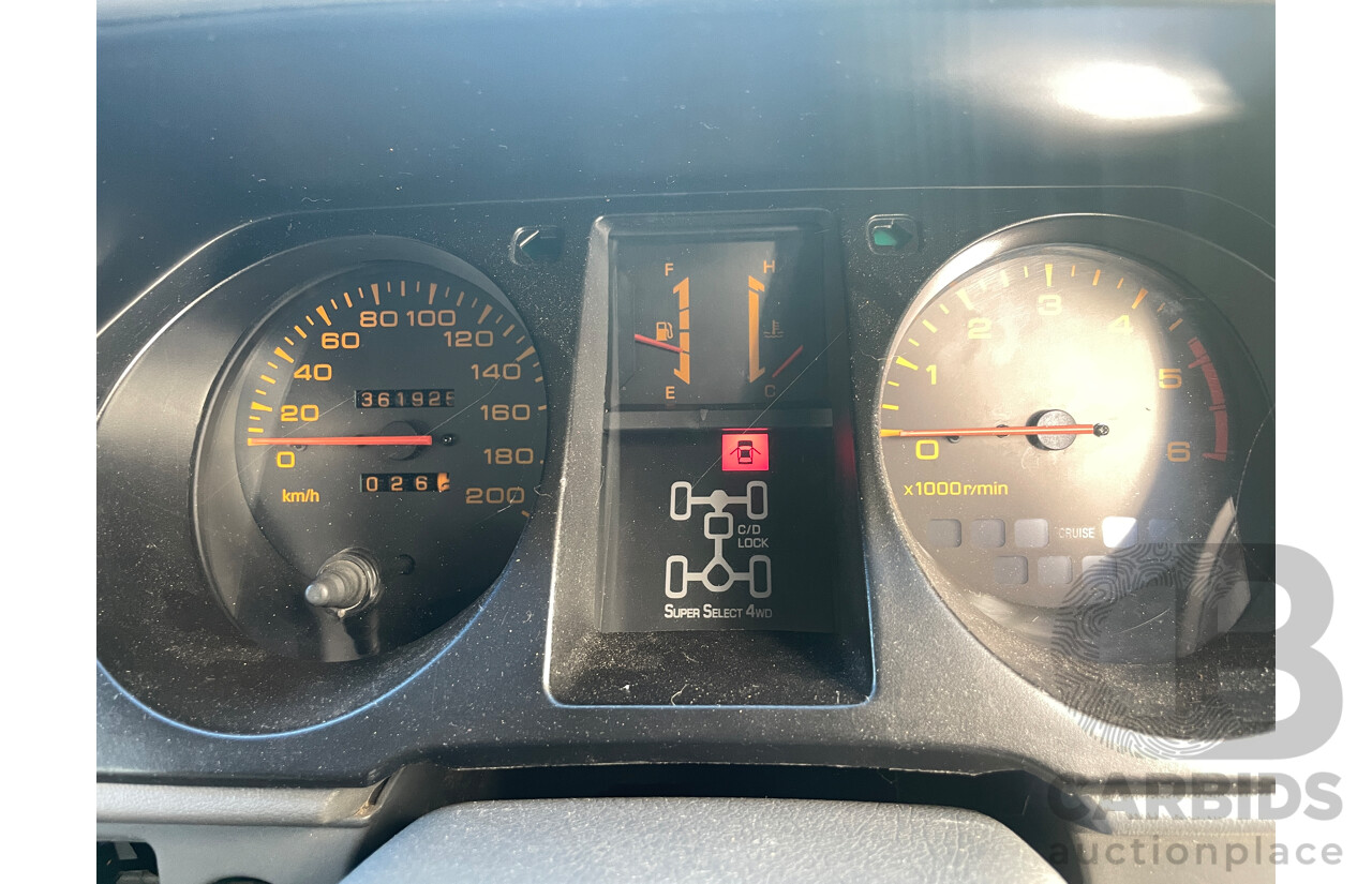 11/1994 Mitsubishi Pajero GLS LWB (4x4) NJ 4d Wagon White 2.8L