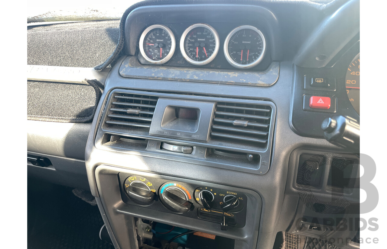 11/1994 Mitsubishi Pajero GLS LWB (4x4) NJ 4d Wagon White 2.8L