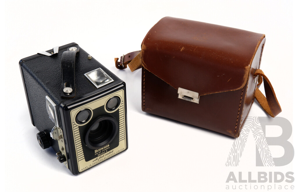 Vintage Kodak Box Brownie Six 20 Model E Camera in Leather Case