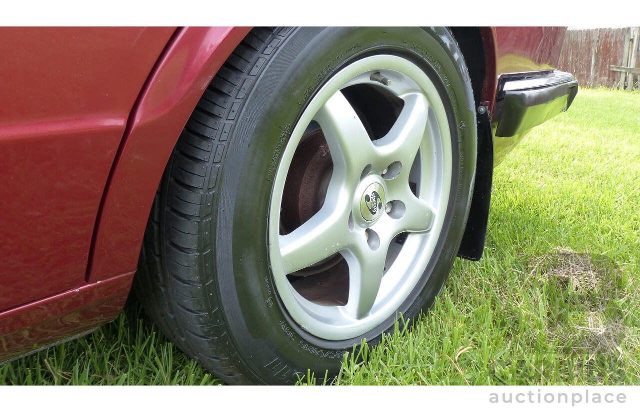 1/1989 Jaguar Sovereign JH 4d Sedan Bordeaux Red 3.6L