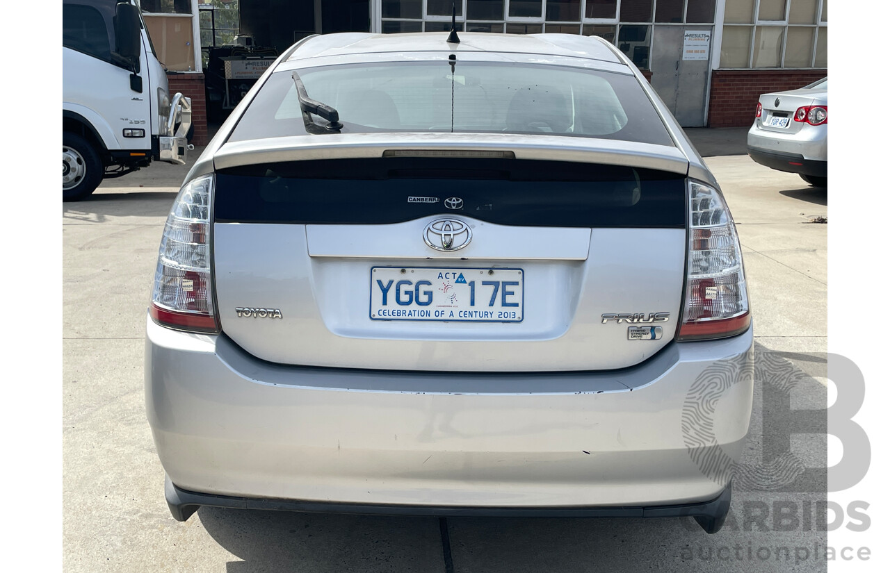 2/2007 Toyota Prius Hybrid NHW20R MY06 UPGRADE 5d Hatchback Silver 1.5L