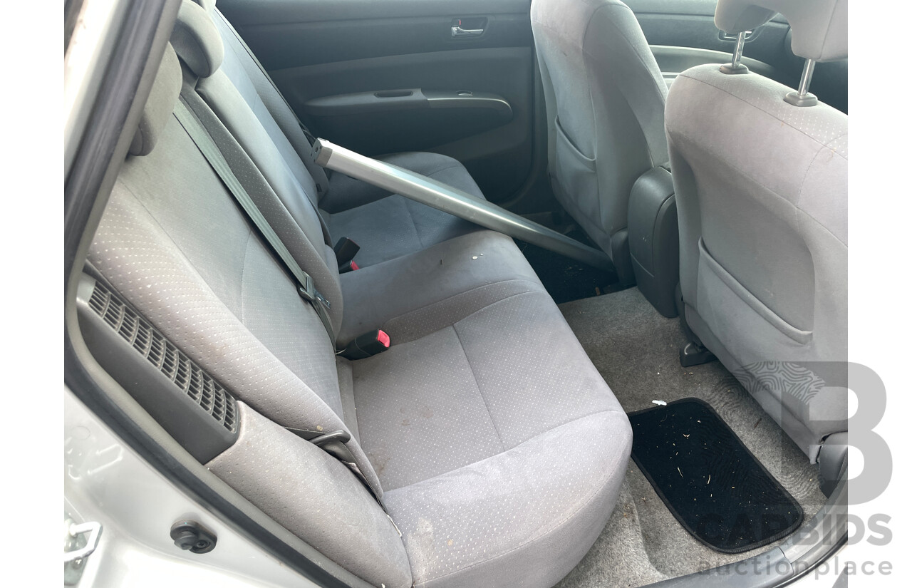 2/2007 Toyota Prius Hybrid NHW20R MY06 UPGRADE 5d Hatchback Silver 1.5L
