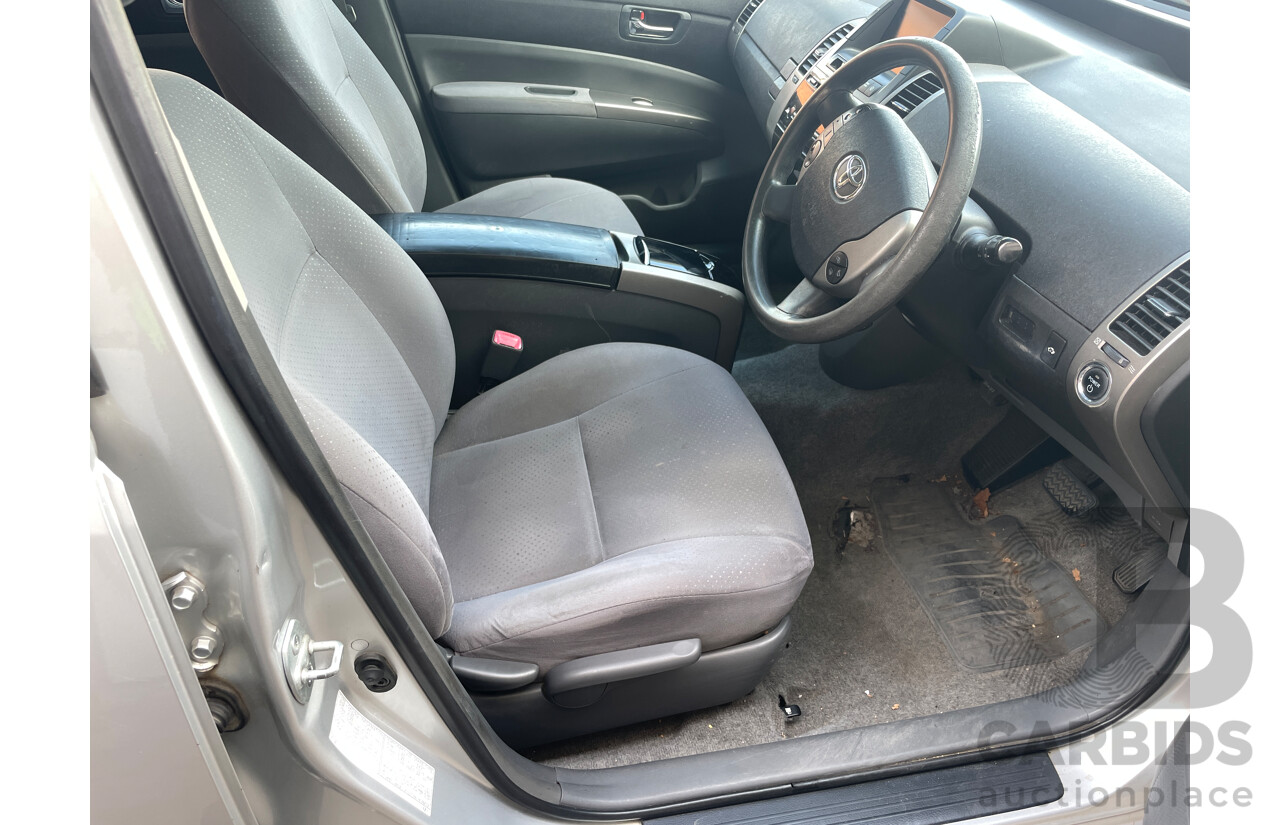 2/2007 Toyota Prius Hybrid NHW20R MY06 UPGRADE 5d Hatchback Silver 1.5L