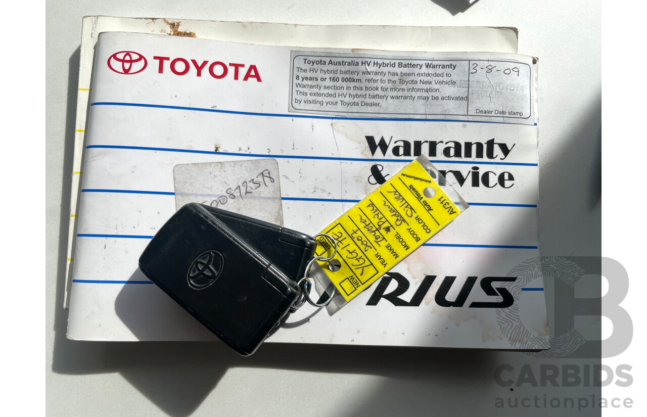 2/2007 Toyota Prius Hybrid NHW20R MY06 UPGRADE 5d Hatchback Silver 1.5L
