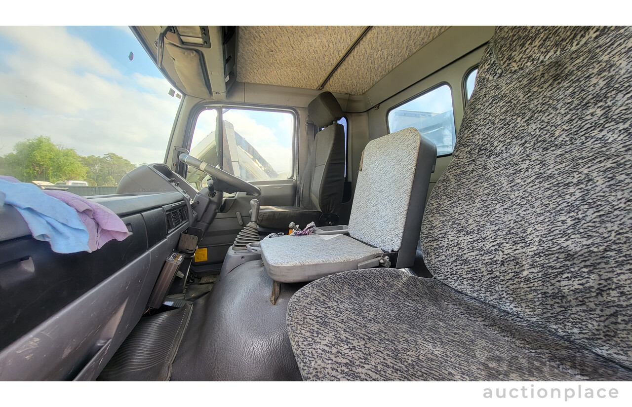 07/1997 HINO FF1J SER C/CAB With 7.8m Tray White Diesel