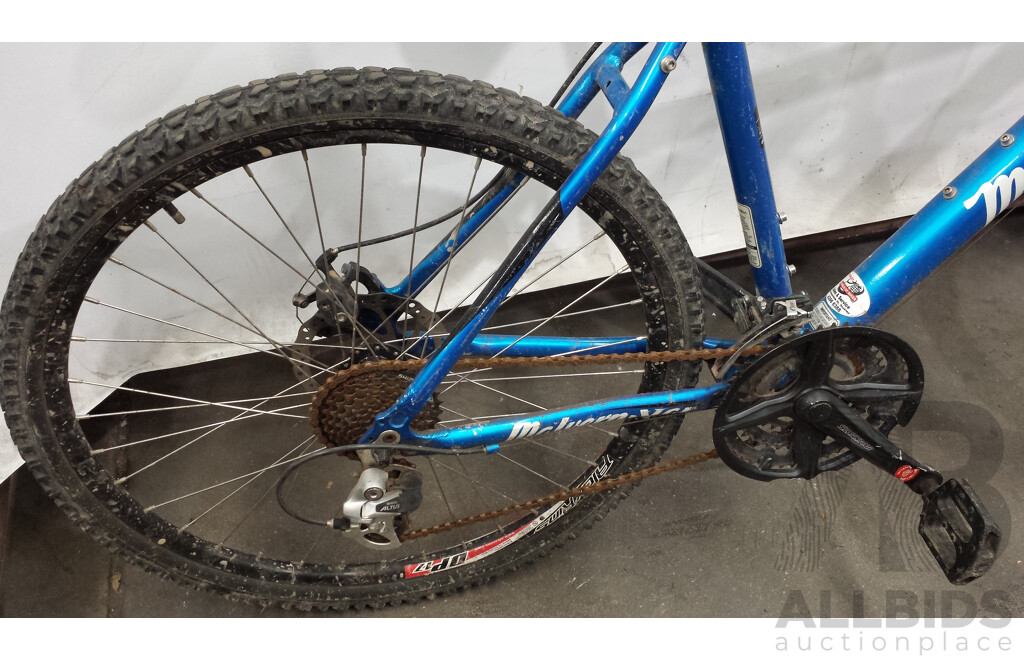 Malvern Star Hurricane 20 Inch Front Suspension Mountain Bike