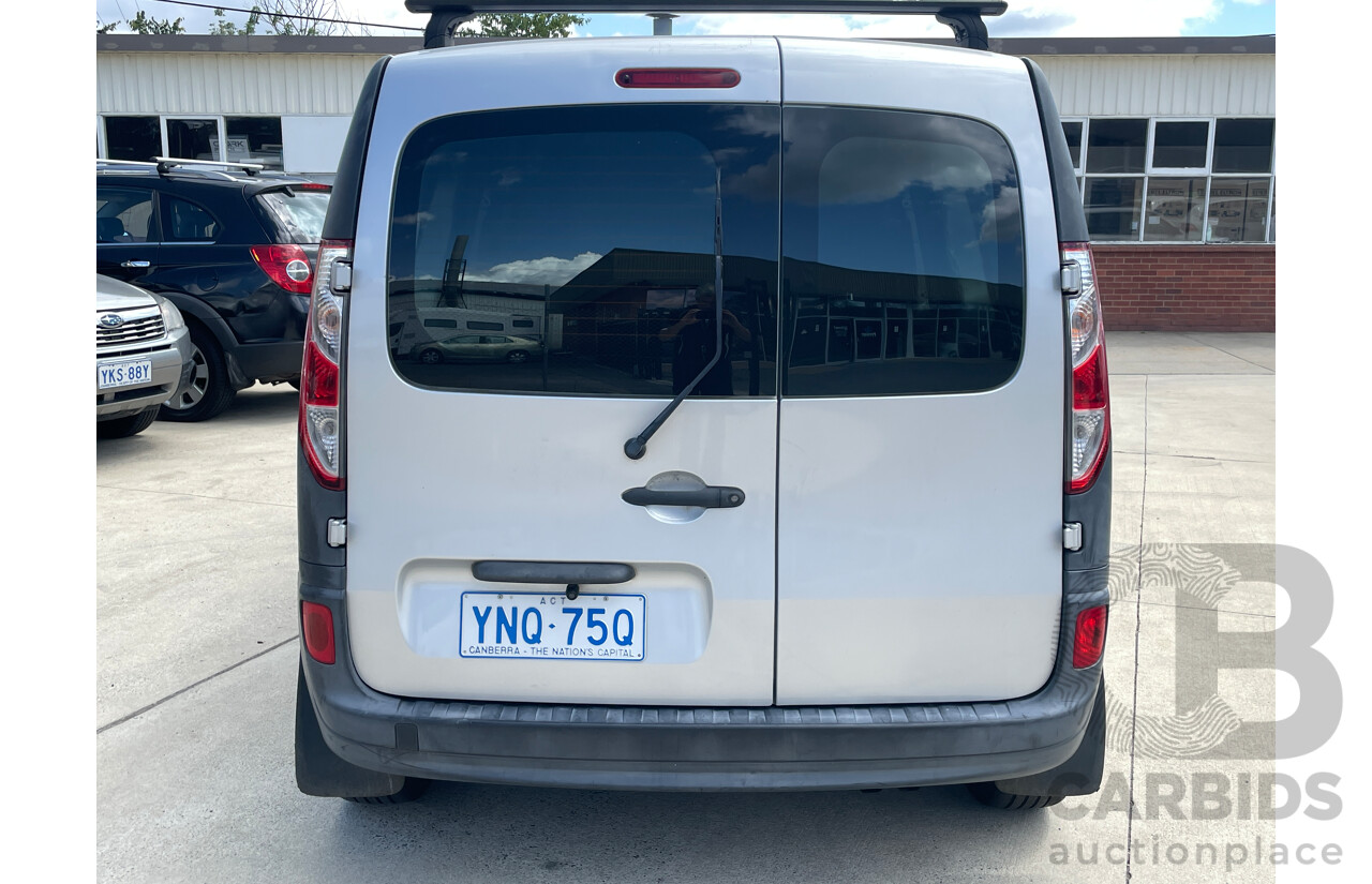 8/2014 Renault Kangoo MAXI X61 MY14 4d Van Silver 1.5L