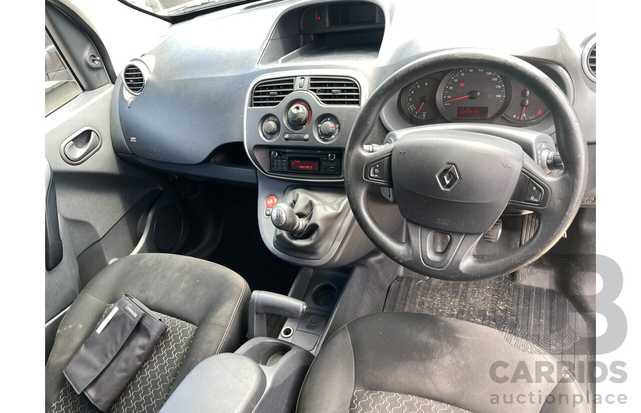 8/2014 Renault Kangoo MAXI X61 MY14 4d Van Silver 1.5L