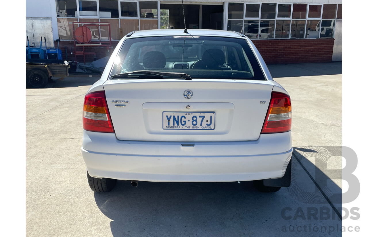 7/2004 Holden Astra Classic TS 5d Hatchback White 1.8L