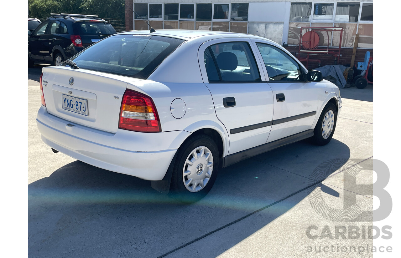7/2004 Holden Astra Classic TS 5d Hatchback White 1.8L