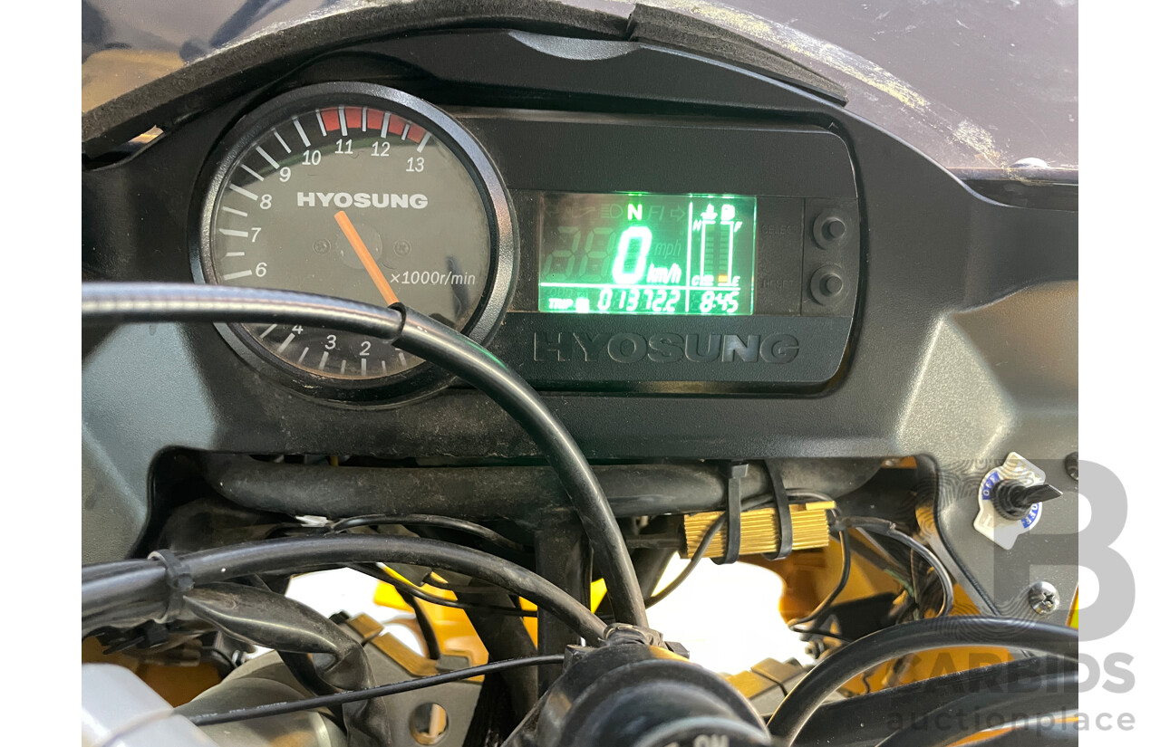 09/2006 Hyosung GT650 Comet Motor Cycle 647cc