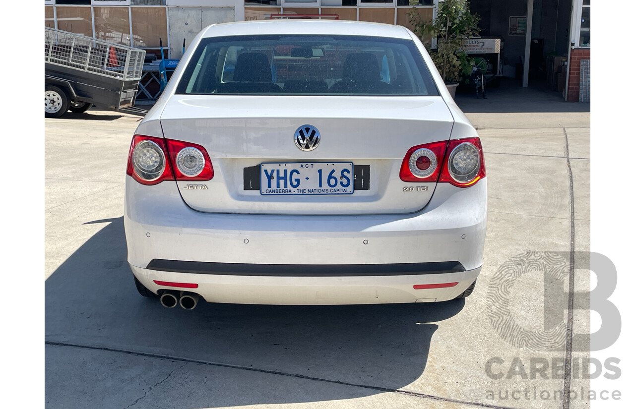 6/2010 Volkswagen Jetta 103 TDI 1KM MY10 4d Sedan White 2.0L