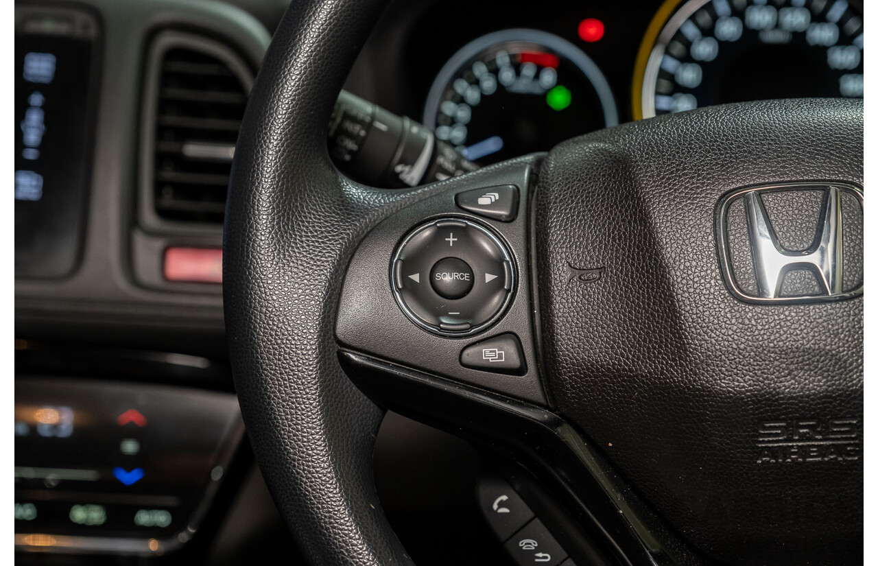 6/2016 Honda HR-V VTi 4d Wagon White 1.8L