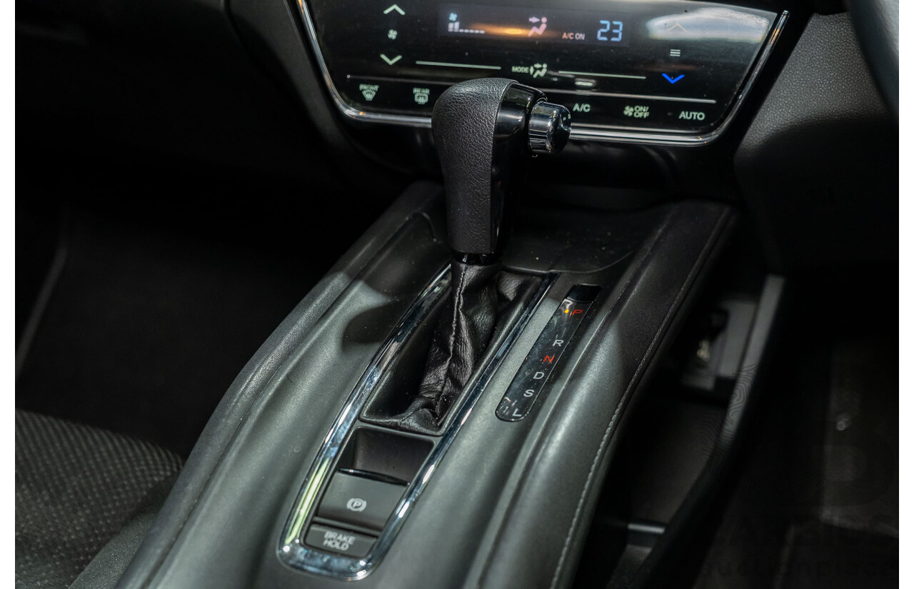 6/2016 Honda HR-V VTi 4d Wagon White 1.8L