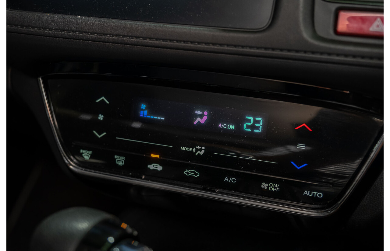 6/2016 Honda HR-V VTi 4d Wagon White 1.8L