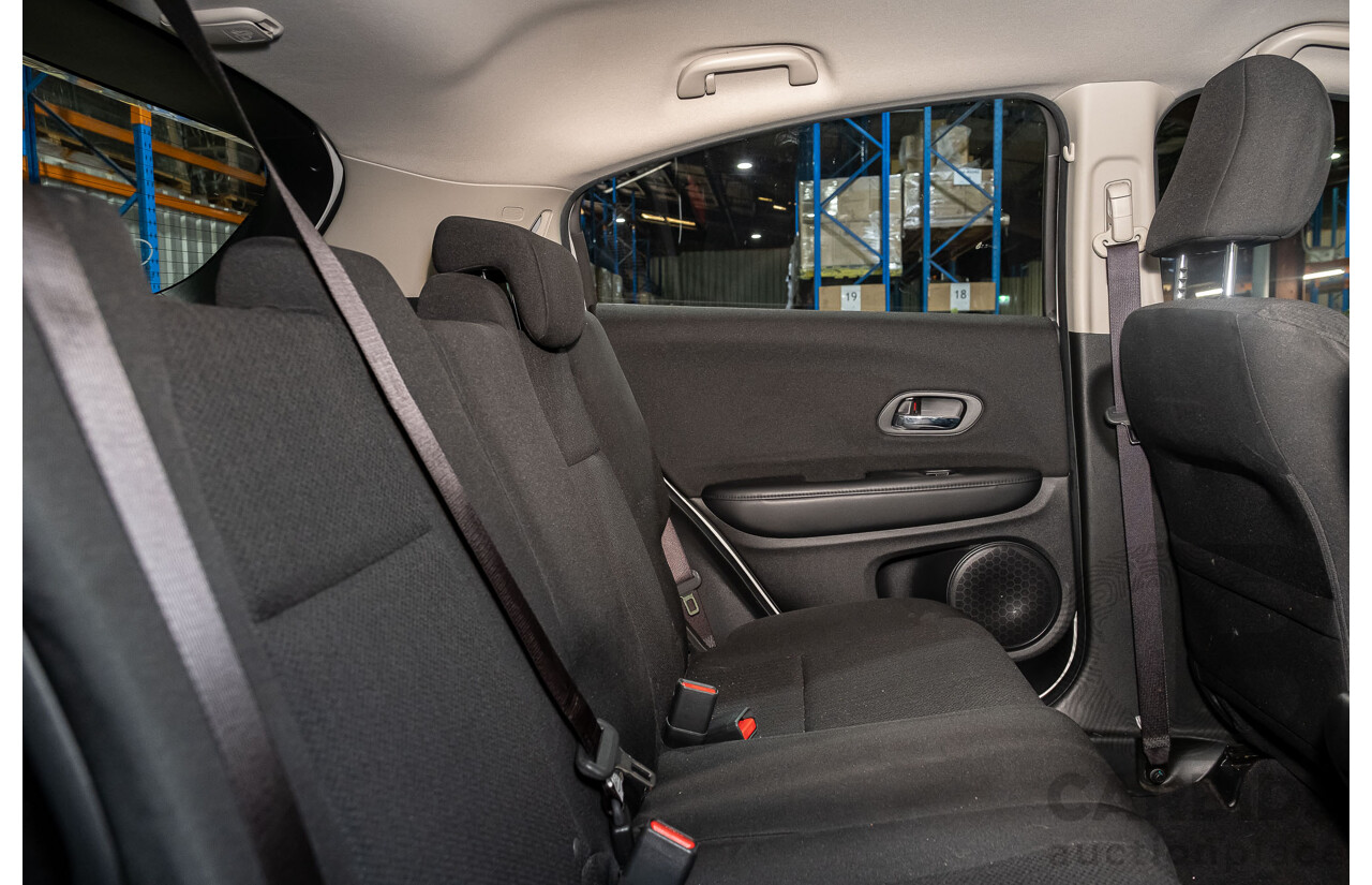 6/2016 Honda HR-V VTi 4d Wagon White 1.8L