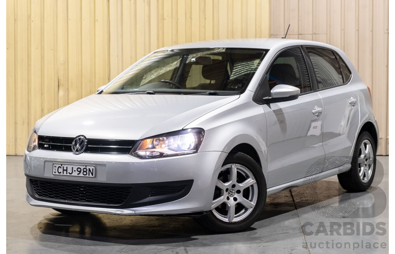 3/2013 Volkswagen Polo 77 TSI Comfortline 6R MY13 5d Hatchback Silver 1.2L Turbo