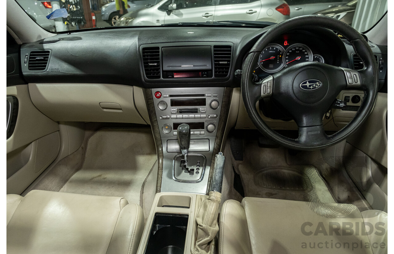 10/2005 Subaru Outback 3.0R Premium MY05 4d Wagon White 3.0L