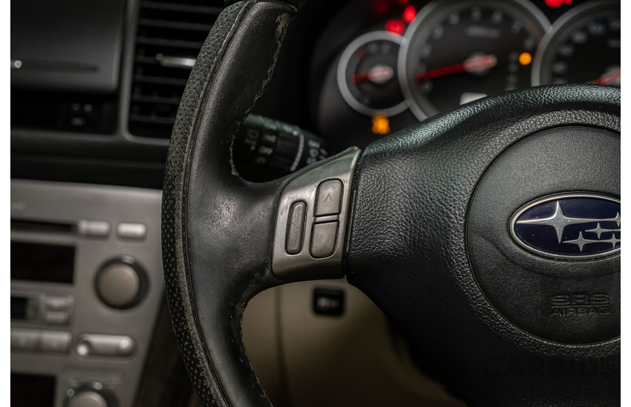 10/2005 Subaru Outback 3.0R Premium MY05 4d Wagon White 3.0L