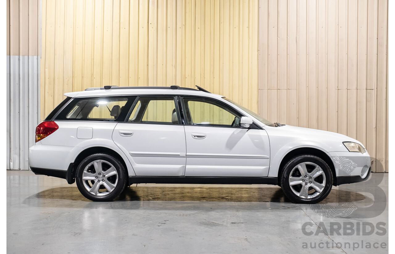 10/2005 Subaru Outback 3.0R Premium MY05 4d Wagon White 3.0L