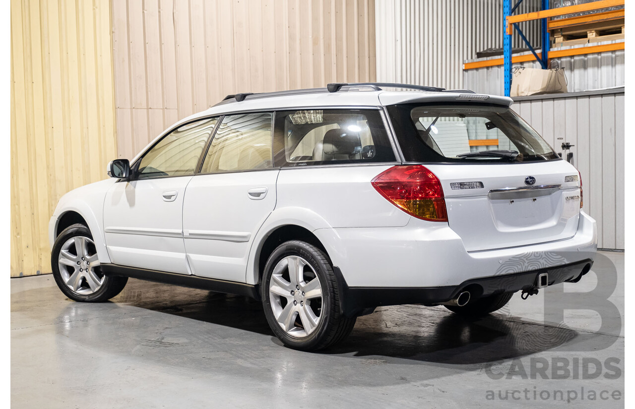 10/2005 Subaru Outback 3.0R Premium MY05 4d Wagon White 3.0L