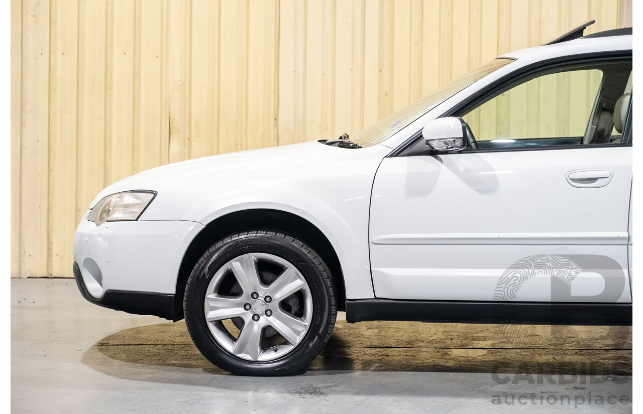 10/2005 Subaru Outback 3.0R Premium MY05 4d Wagon White 3.0L