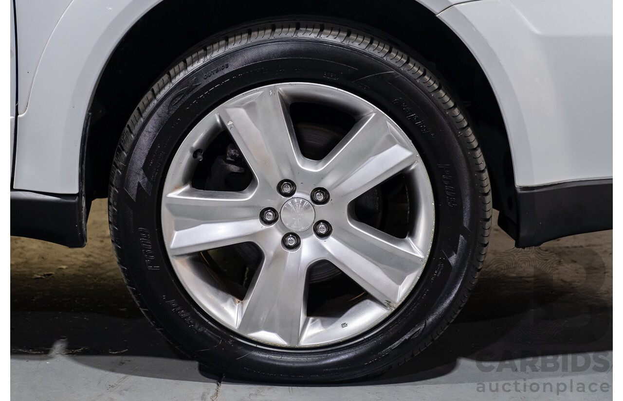 10/2005 Subaru Outback 3.0R Premium MY05 4d Wagon White 3.0L