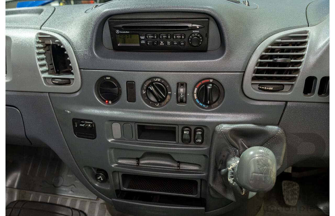 03/2004 Mercedes Benz Sprinter 308CDI 2d Van Blue 2.2L Turbo Diesel - Refridgerated