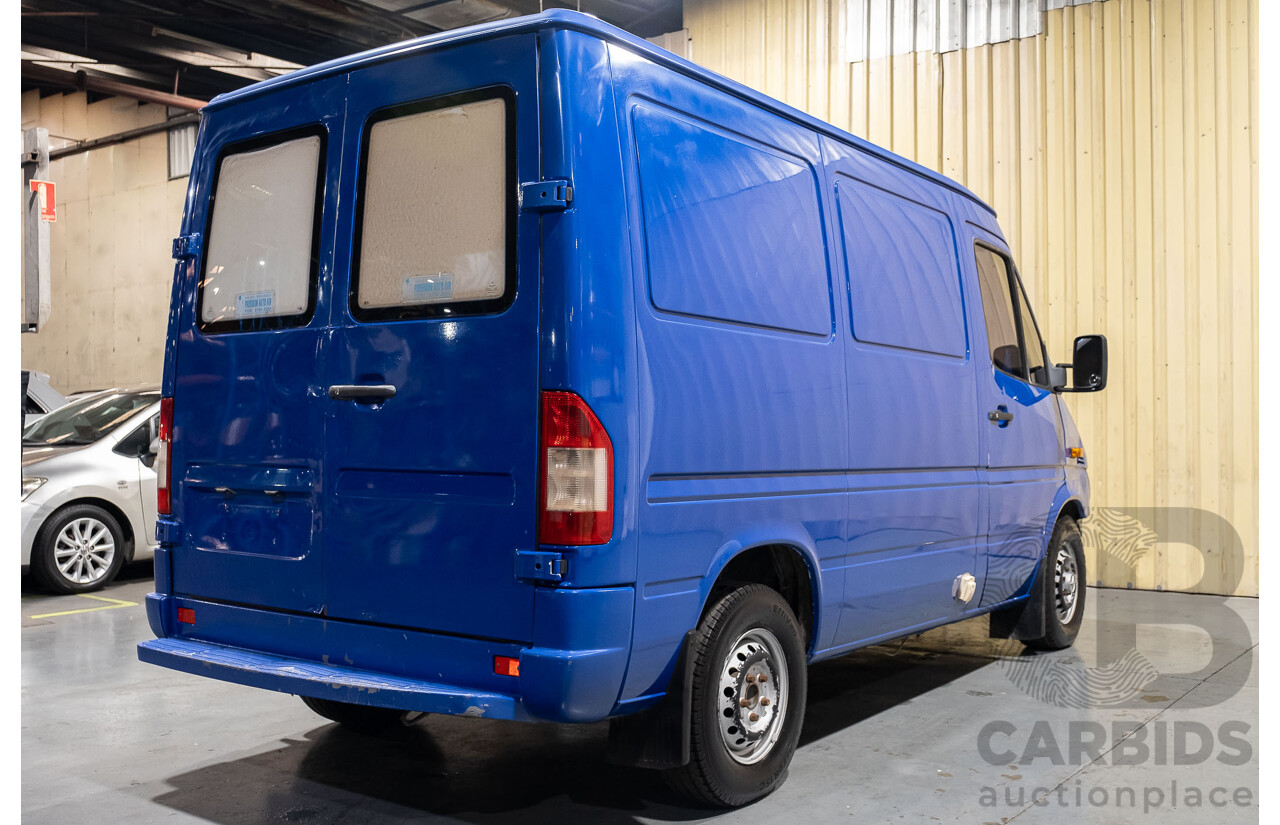 03/2004 Mercedes Benz Sprinter 308CDI 2d Van Blue 2.2L Turbo Diesel - Refridgerated
