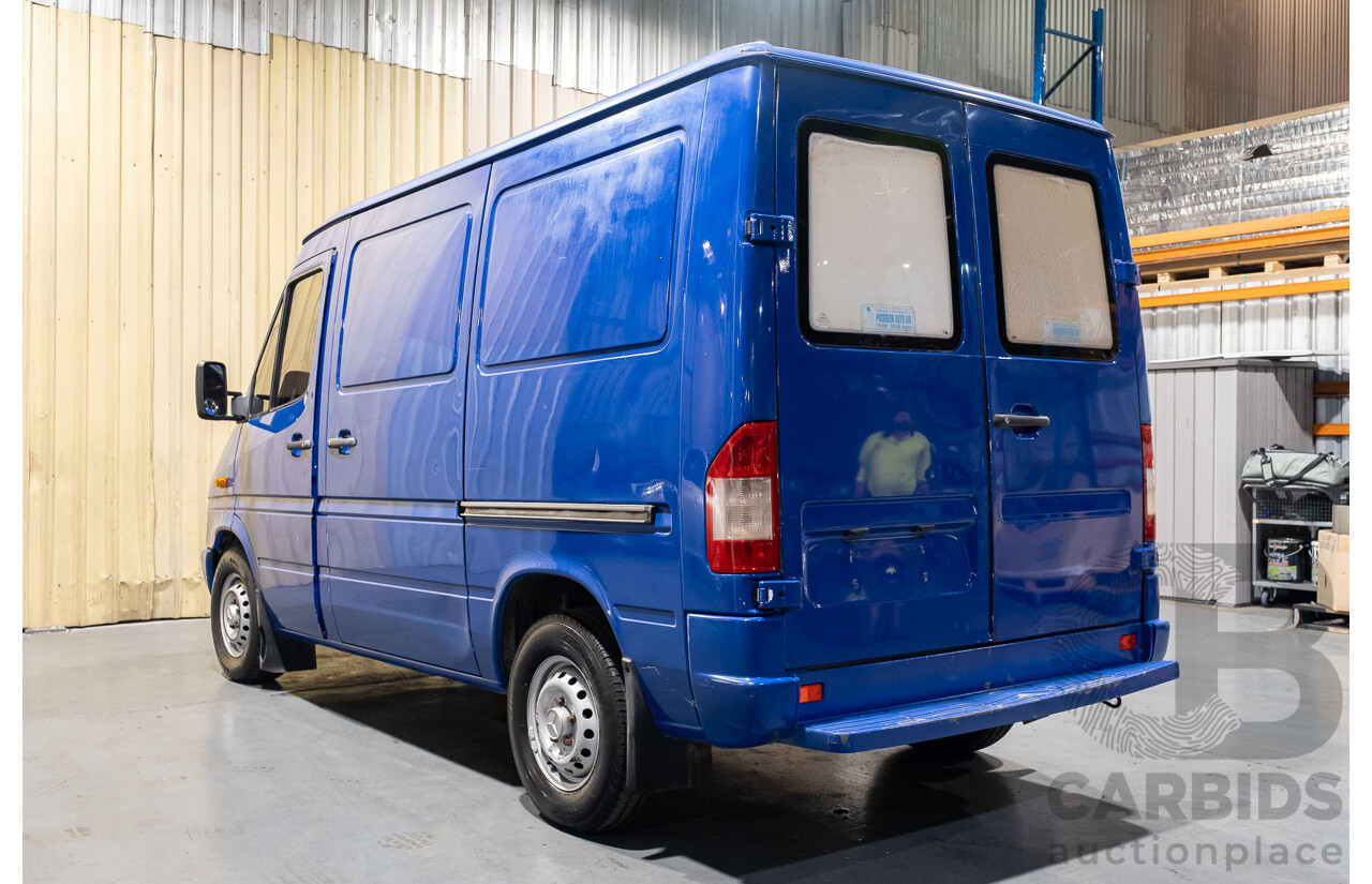 03/2004 Mercedes Benz Sprinter 308CDI 2d Van Blue 2.2L Turbo Diesel - Refridgerated