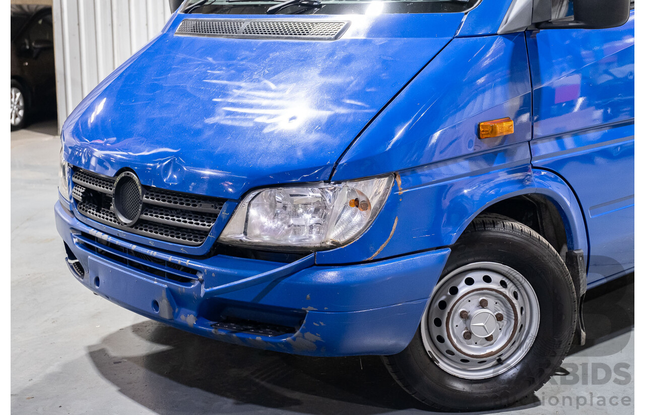 03/2004 Mercedes Benz Sprinter 308CDI 2d Van Blue 2.2L Turbo Diesel - Refridgerated