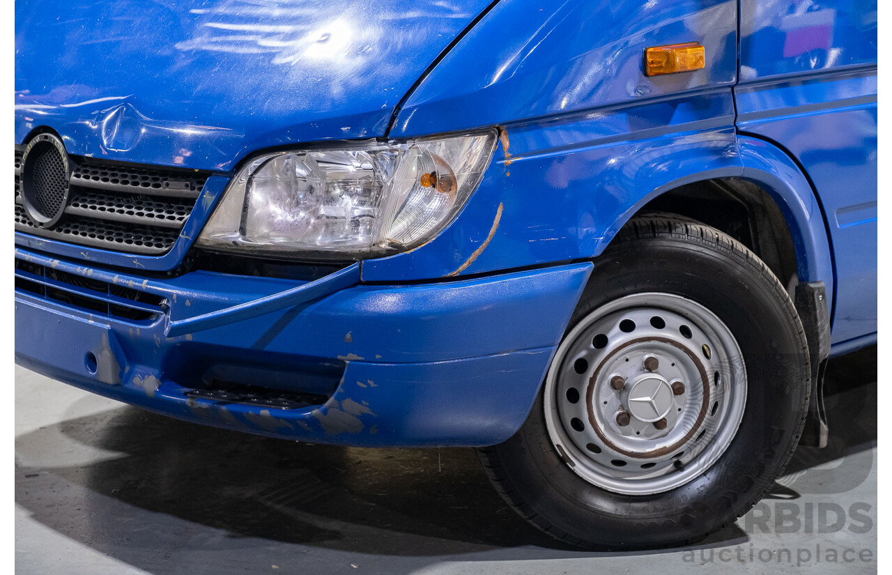 03/2004 Mercedes Benz Sprinter 308CDI 2d Van Blue 2.2L Turbo Diesel - Refridgerated