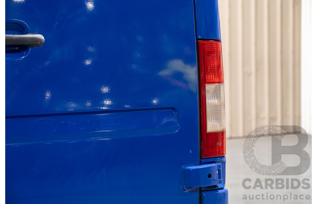 03/2004 Mercedes Benz Sprinter 308CDI 2d Van Blue 2.2L Turbo Diesel - Refridgerated