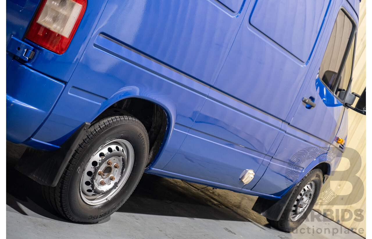 03/2004 Mercedes Benz Sprinter 308CDI 2d Van Blue 2.2L Turbo Diesel - Refridgerated
