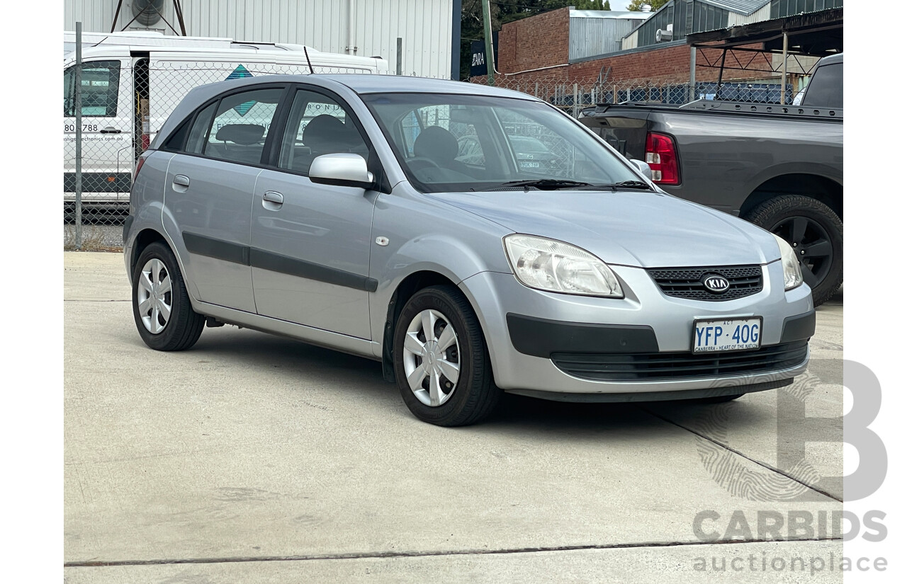 6/2007 Kia RIO EX JB 5d Hatchback Silver 1.6L