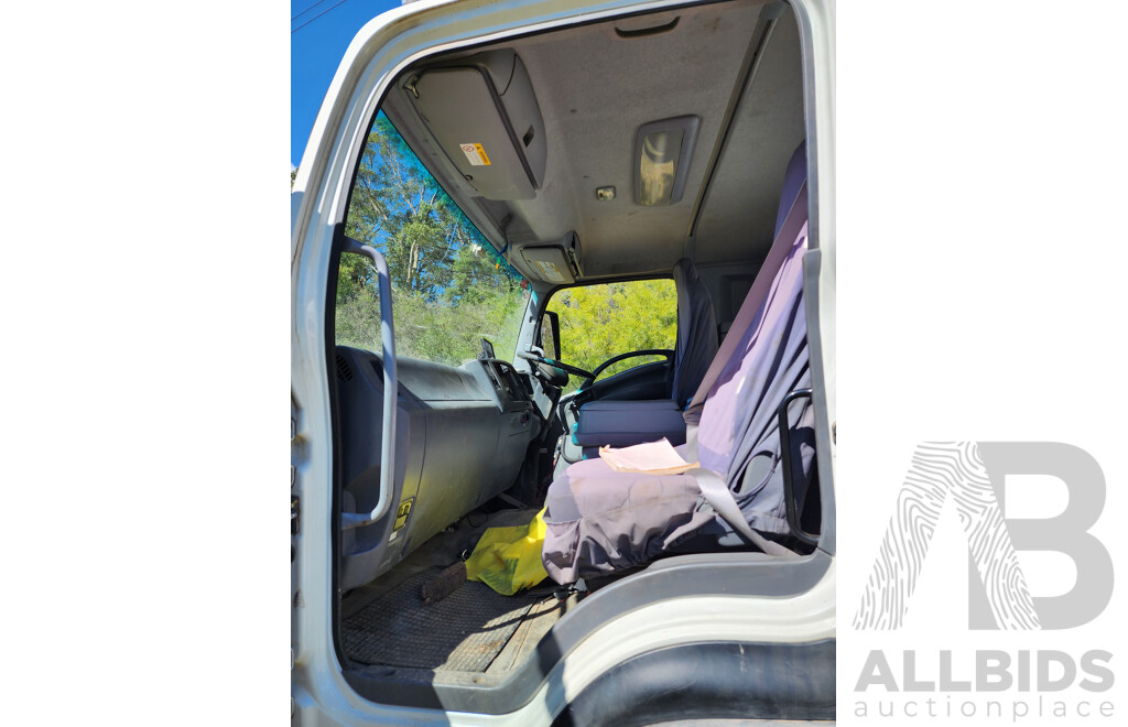 03/2014 Isuzu FTR900 4x2 Long Premium Tipper 255hp Six Cylinder Turbo Diesel
