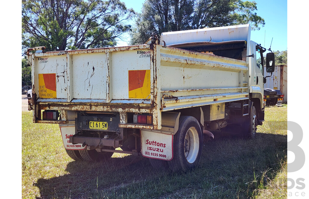 03/2014 Isuzu FTR900 4x2 Long Premium Tipper 255hp Six Cylinder Turbo Diesel