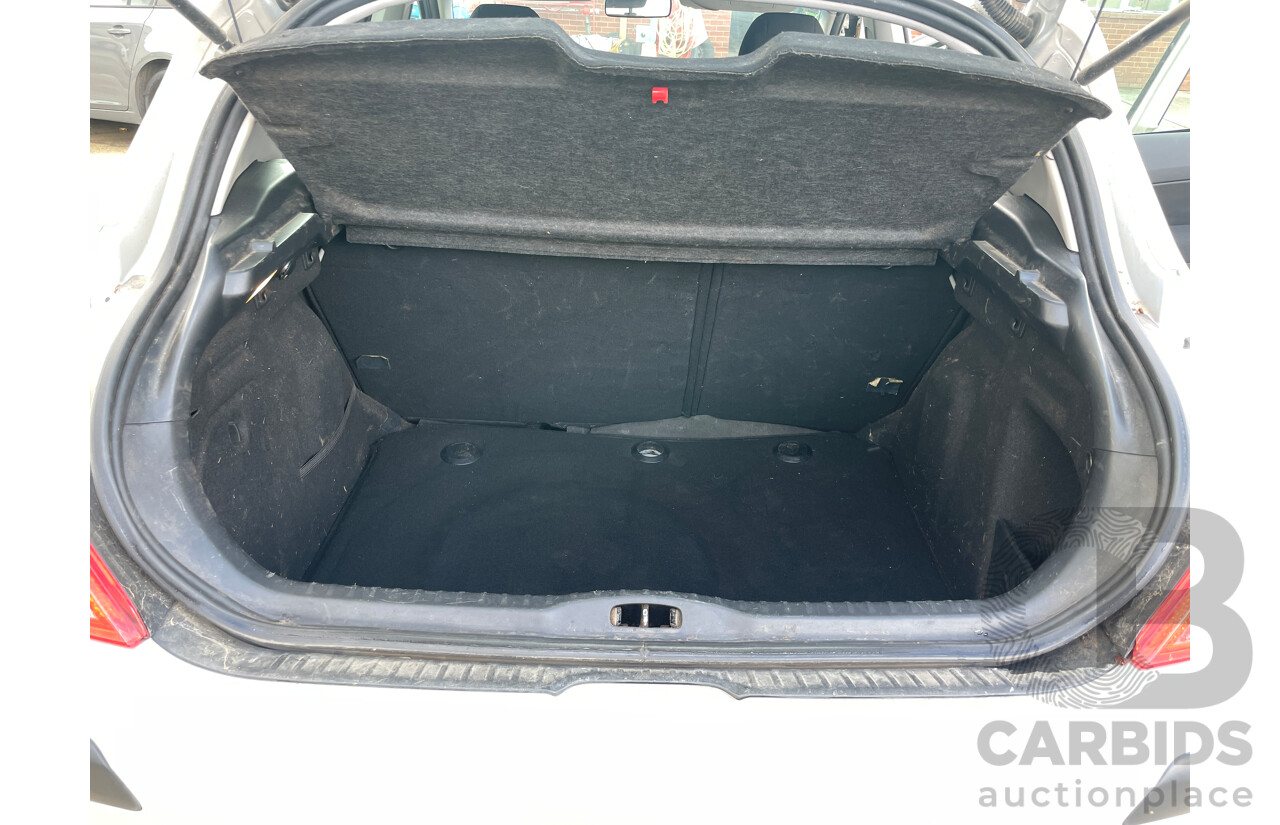 4/2009 Peugeot 308 XS  5d Hatchback Silver 1.6L