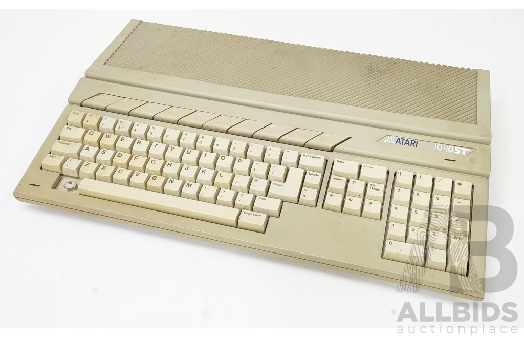 ATARI (1040STE) ST Series Desktop Computer